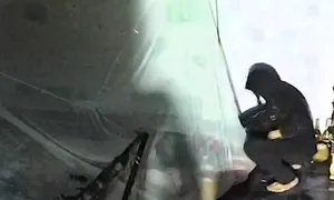 Camera ghi cảnh trộm đột nhập phòng trọ của sinh viên