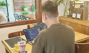 Thế giới của những người 'ngồi nhà làm cho công ty nước ngoài'